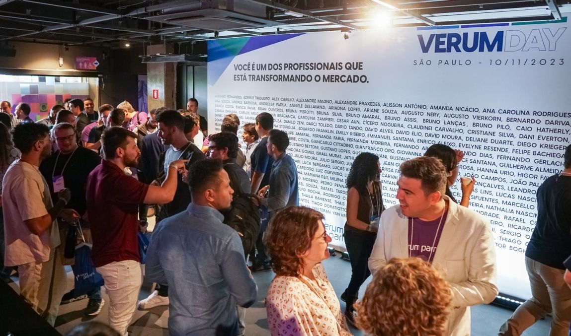 Foyer com backdrop em evento